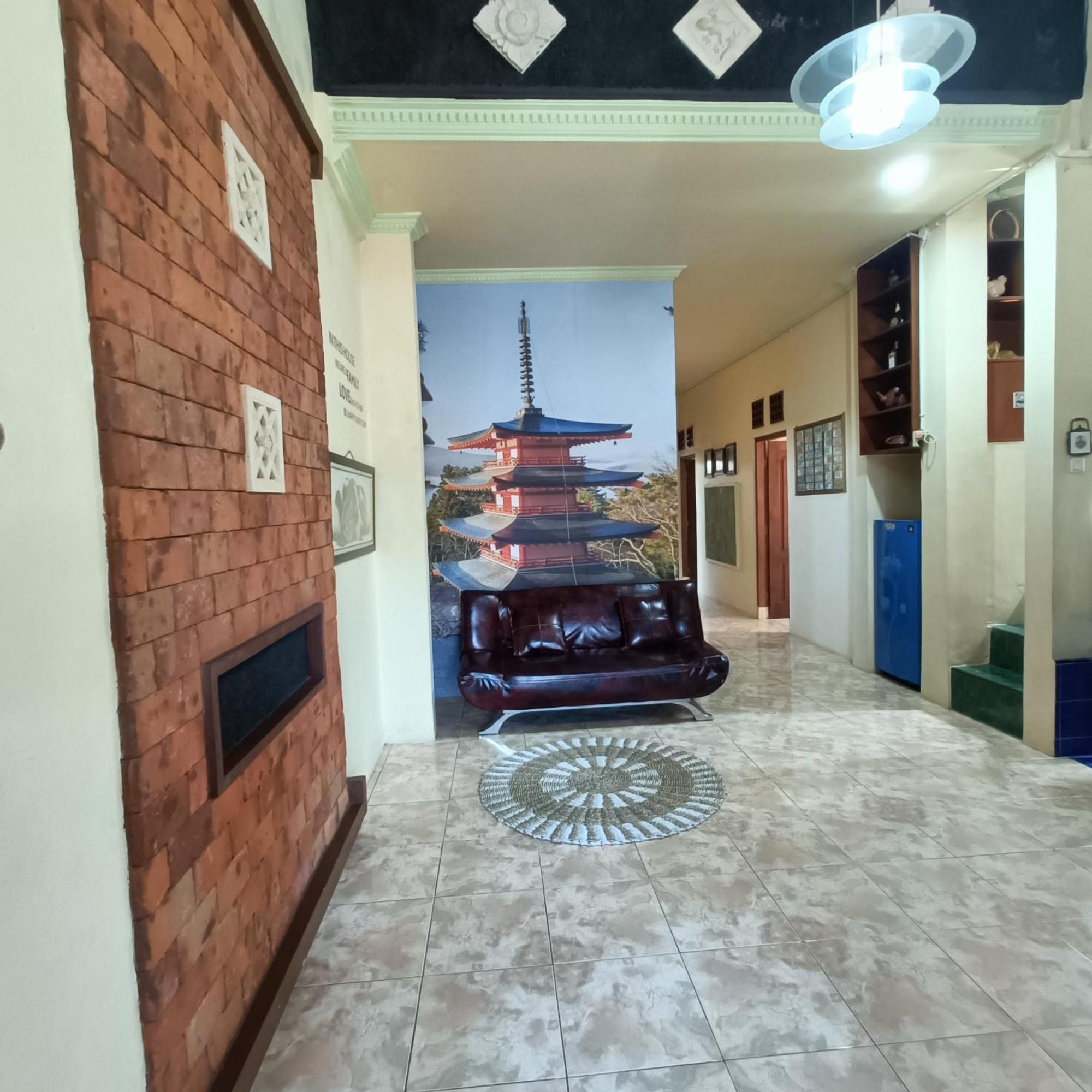 Unique Homestay 443 Jogjakarta Buitenkant foto